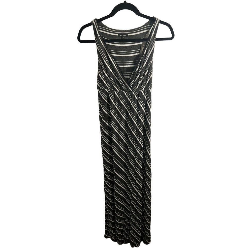 Max and Mia black and white striped dress size M